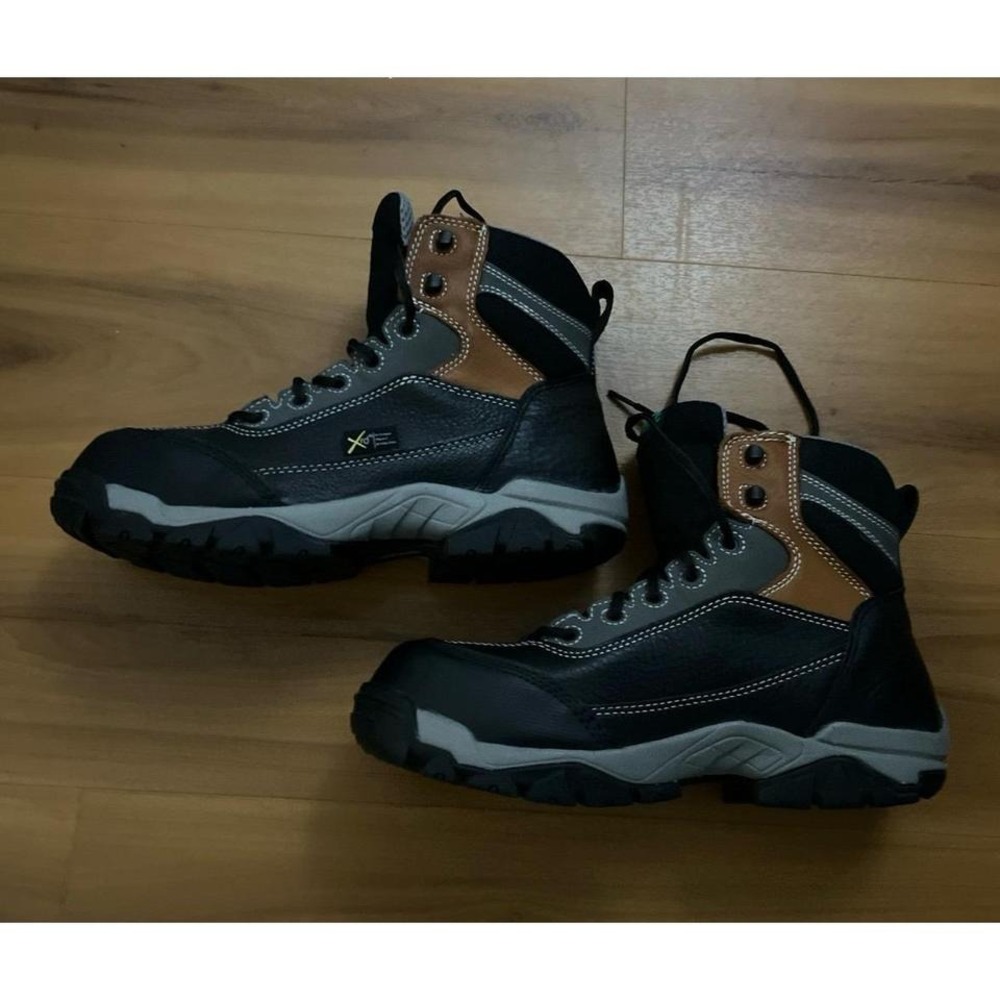 NWOT Hytest Apex Waterproof Slip Resistant Lace Up Steel Toe Work Boot‎